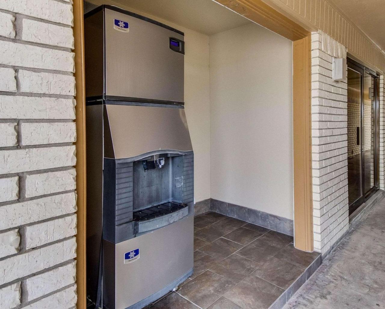 Econo Lodge Falfurrias Hwy 281 Εξωτερικό φωτογραφία